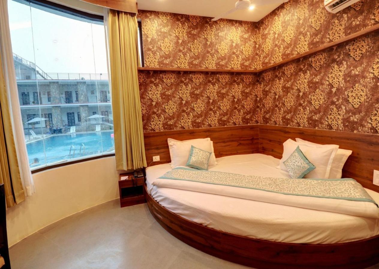 Keshav Resort Udaipur Eksteriør bilde