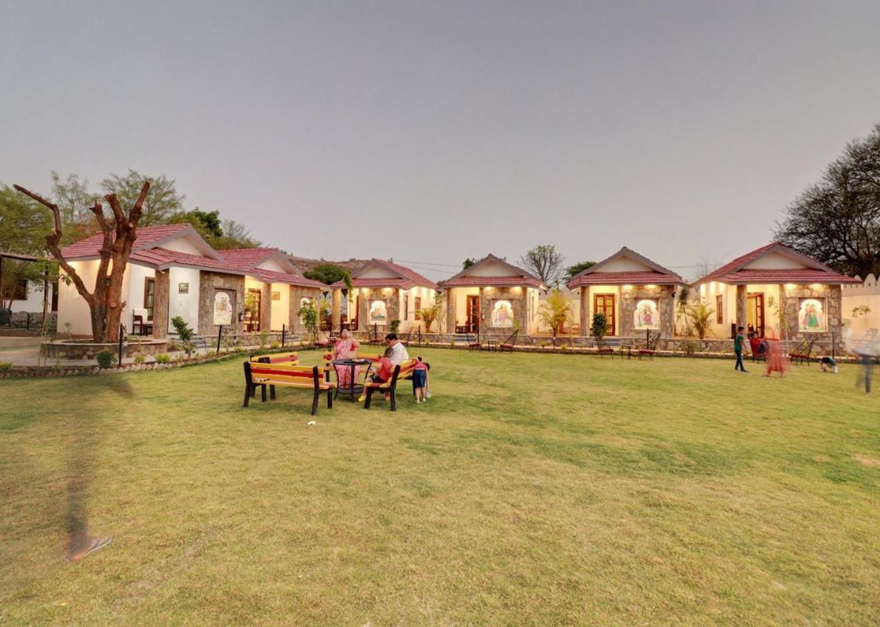 Keshav Resort Udaipur Eksteriør bilde