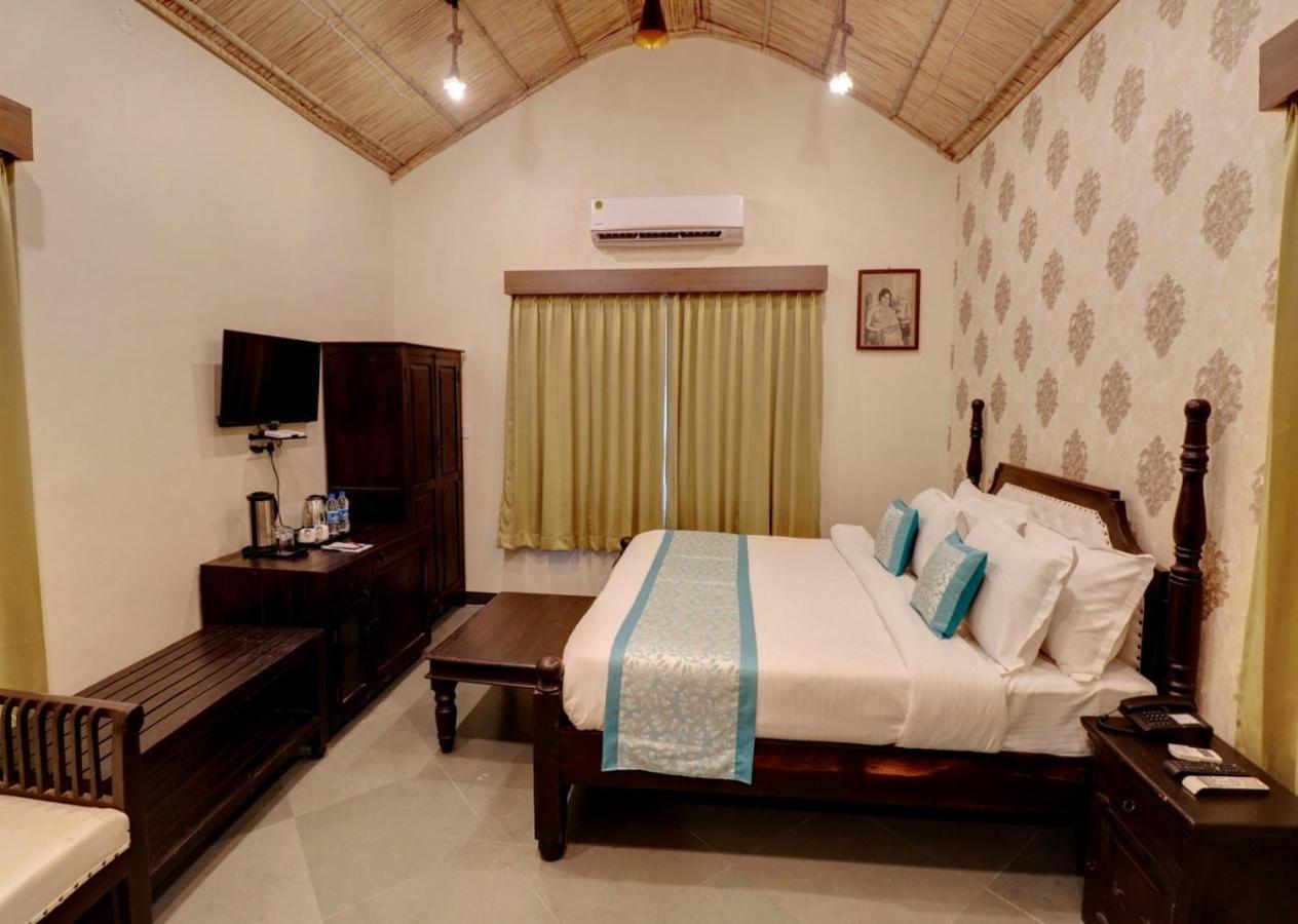 Keshav Resort Udaipur Eksteriør bilde