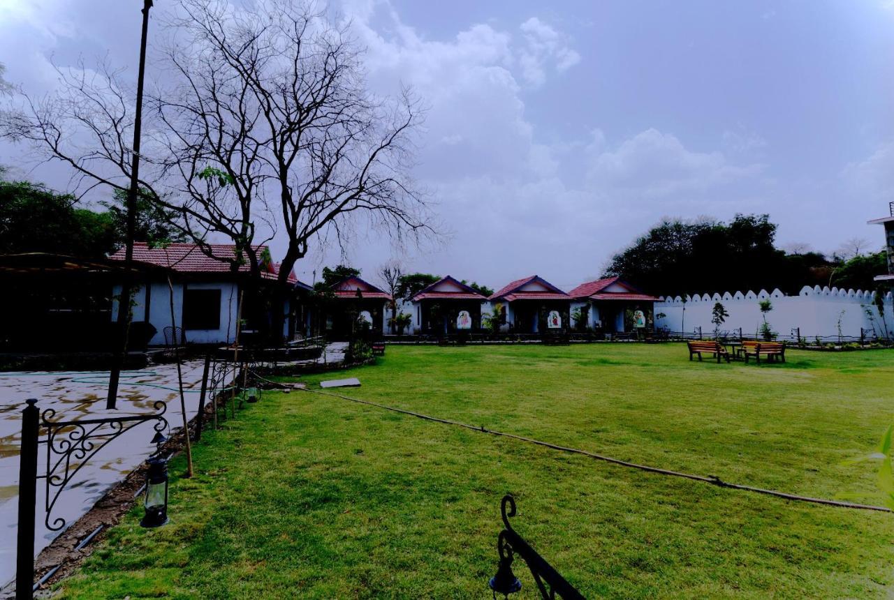 Keshav Resort Udaipur Eksteriør bilde