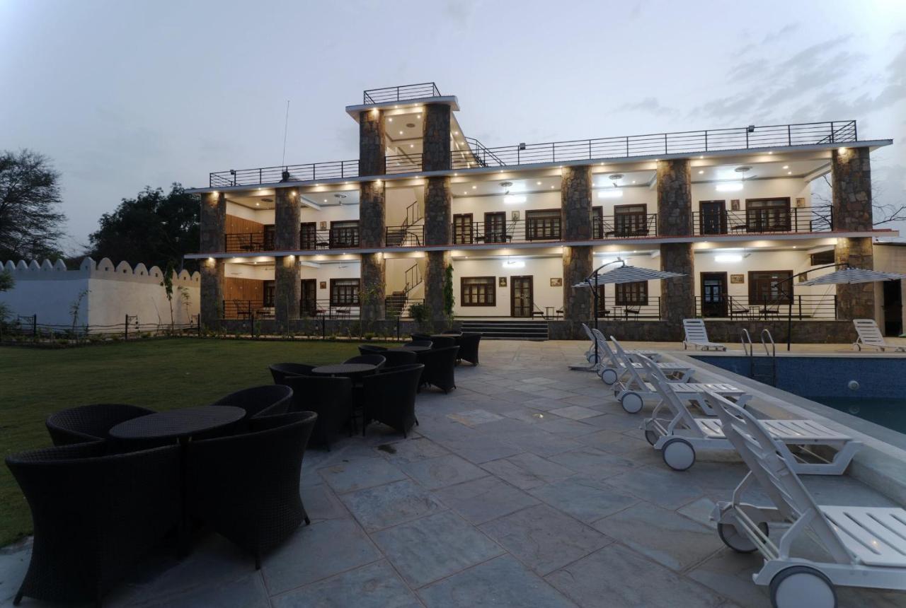 Keshav Resort Udaipur Eksteriør bilde