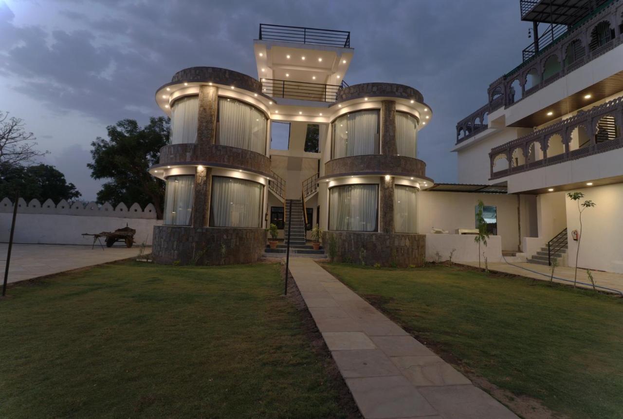 Keshav Resort Udaipur Eksteriør bilde