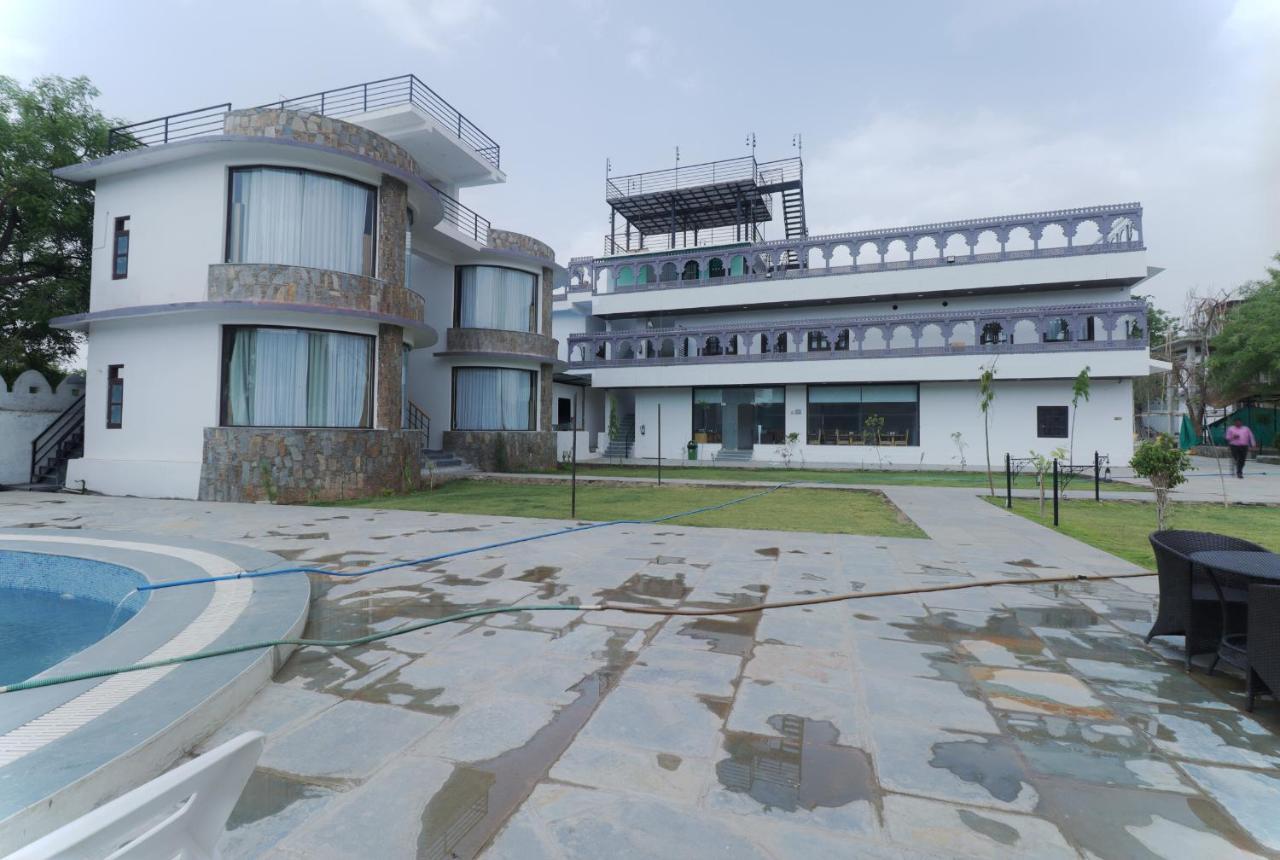 Keshav Resort Udaipur Eksteriør bilde