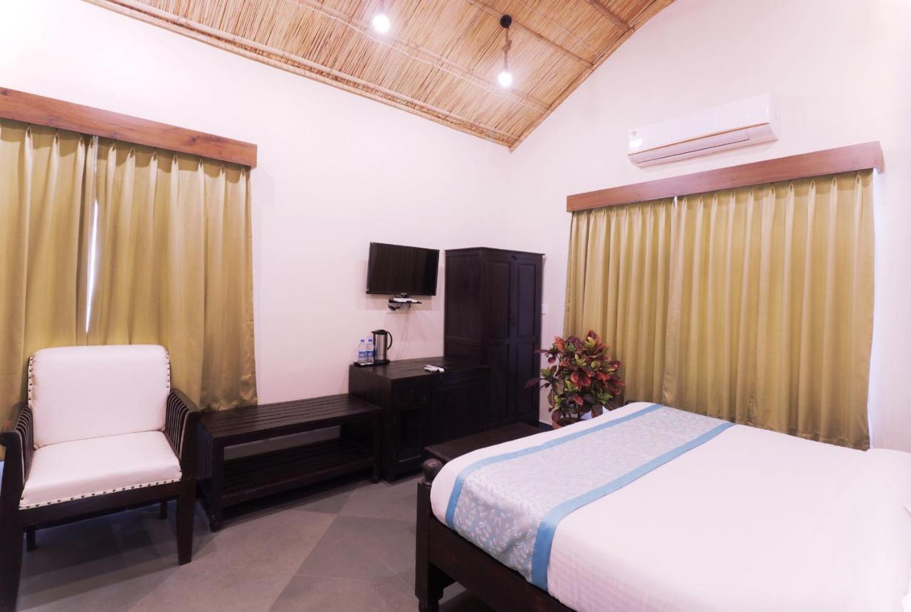 Keshav Resort Udaipur Eksteriør bilde