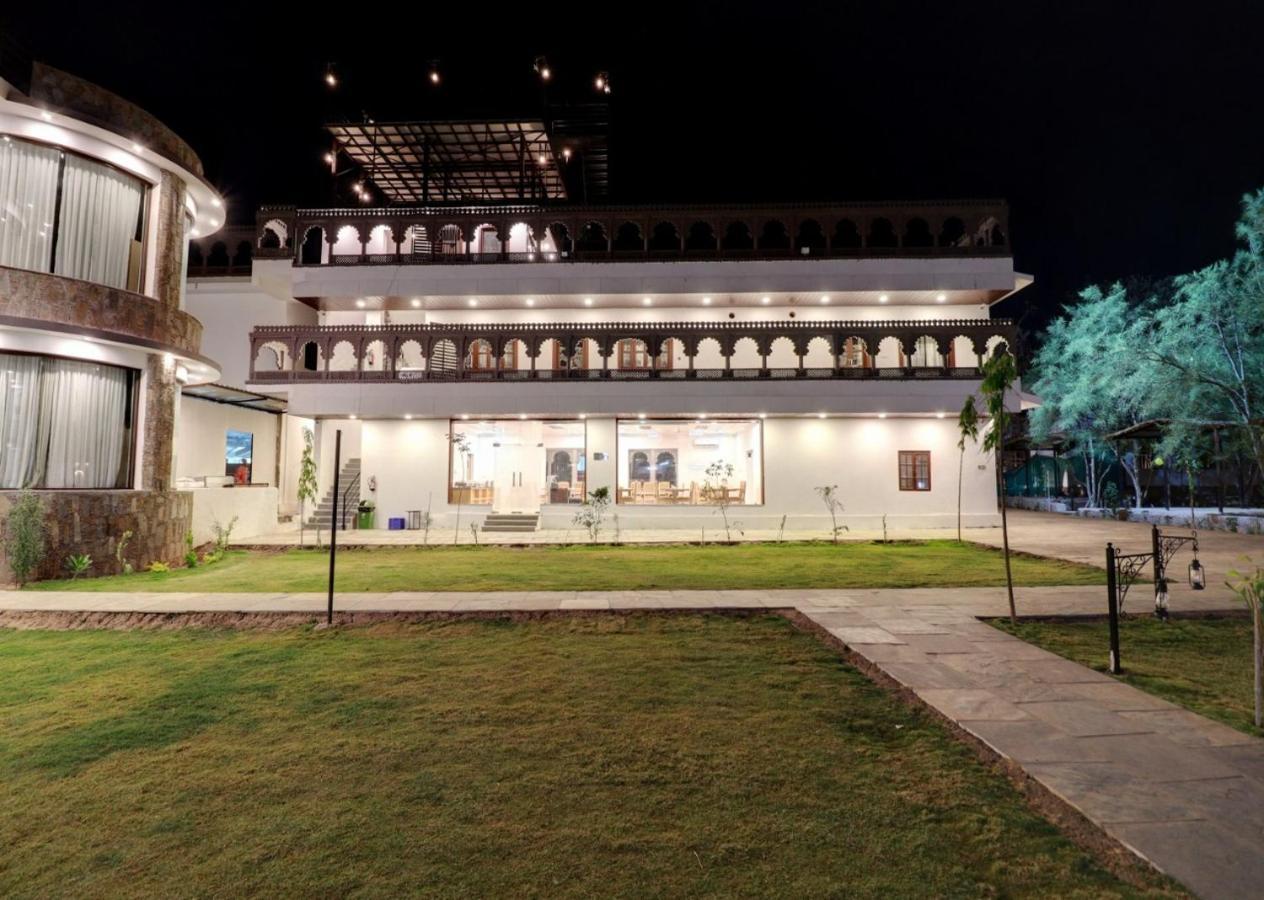 Keshav Resort Udaipur Eksteriør bilde