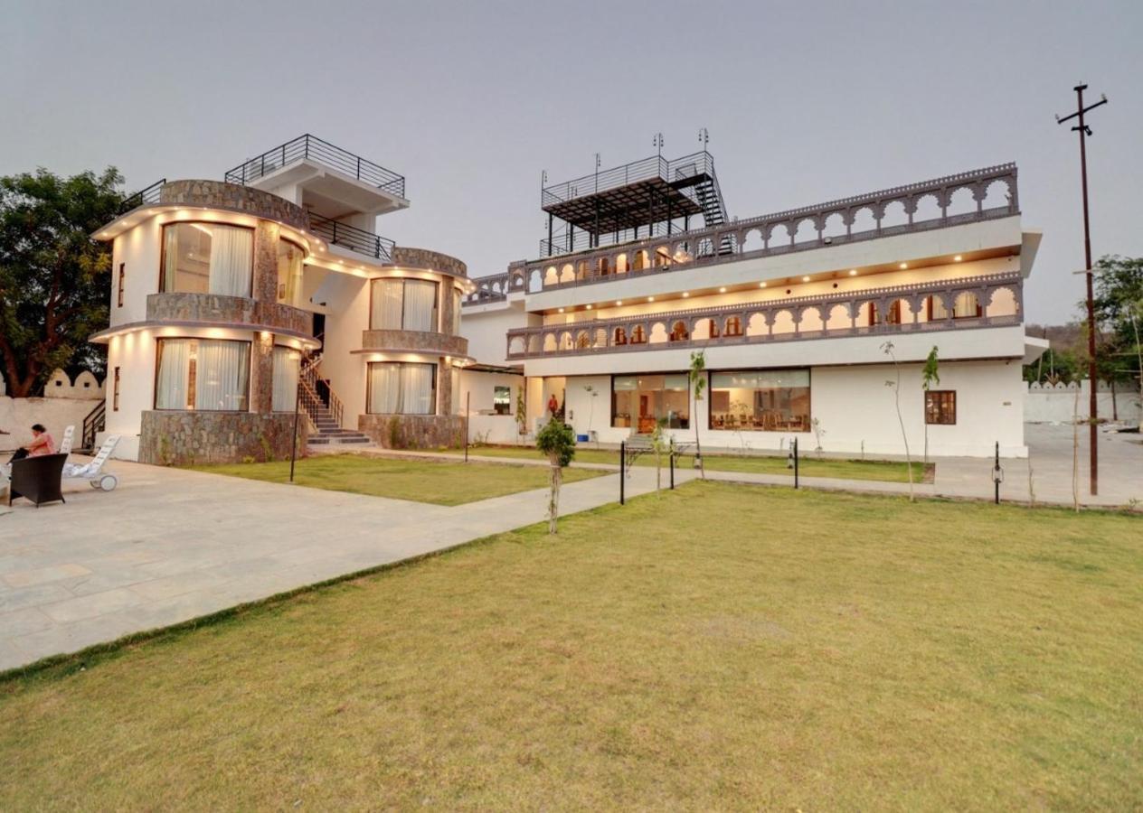 Keshav Resort Udaipur Eksteriør bilde