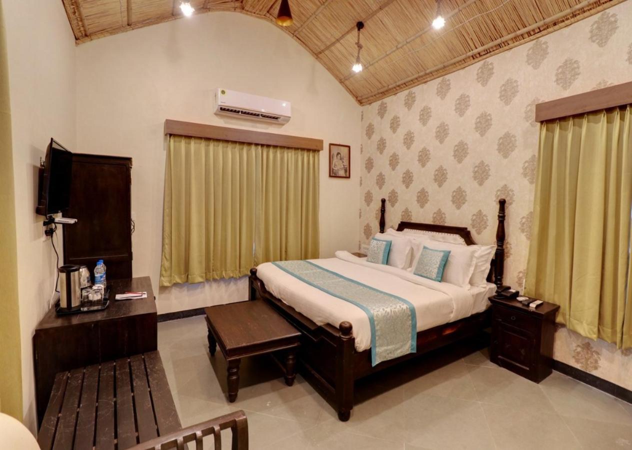 Keshav Resort Udaipur Eksteriør bilde