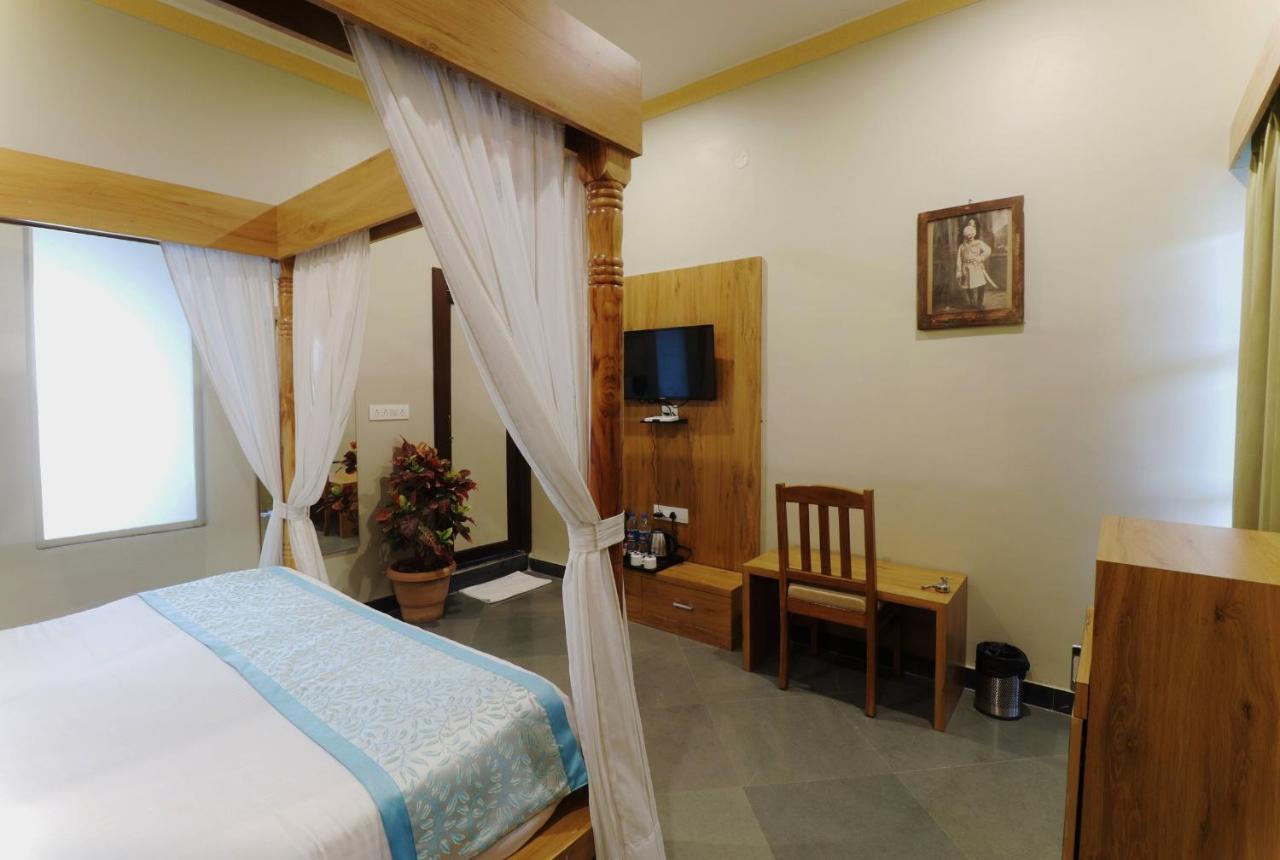 Keshav Resort Udaipur Eksteriør bilde
