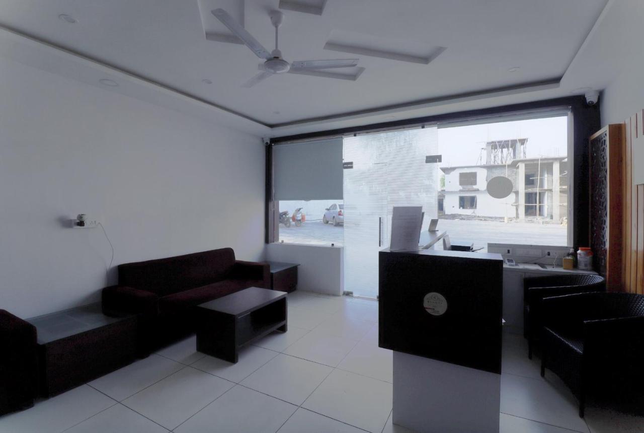 Keshav Resort Udaipur Eksteriør bilde