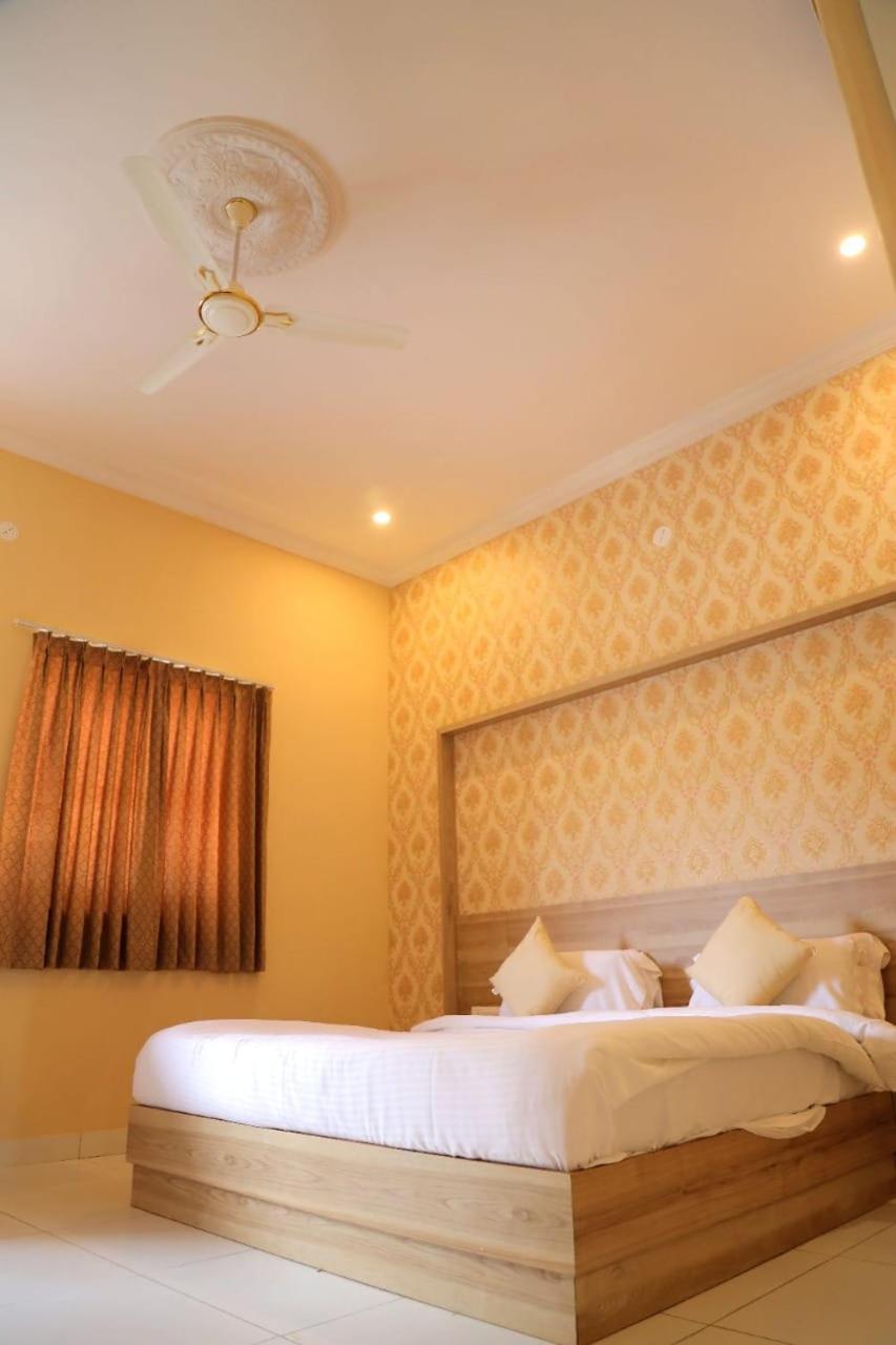 Keshav Resort Udaipur Eksteriør bilde